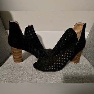 Open-toe wedge heeled booties- size 10